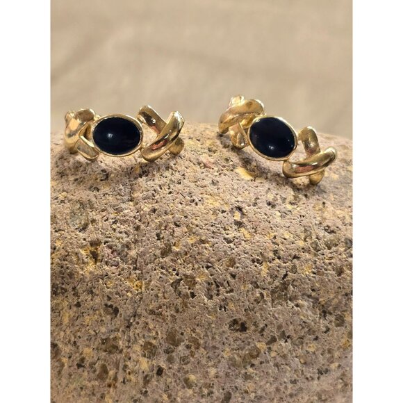 VTG Pierced Gold Toned Black Glass Post Earrings Mid Century Modern Stylish - Picture 5 of 5